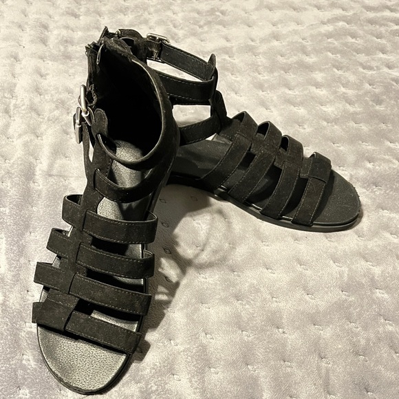 Suede Sandals worn once - Picture 3 of 4